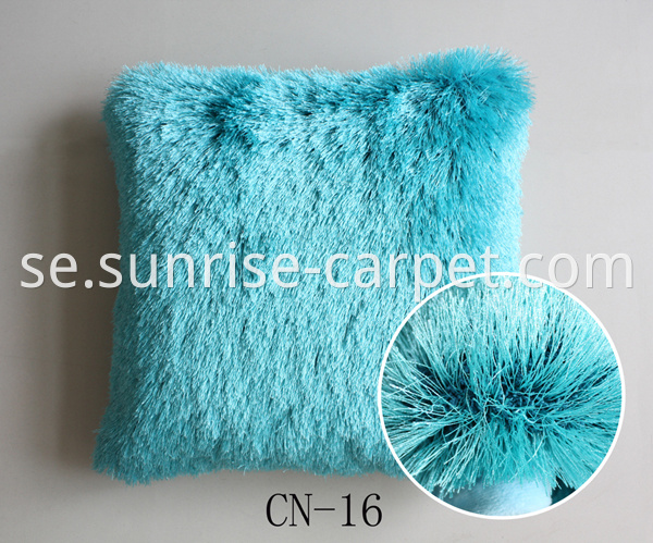 Cushion with Polyester Shaggy yarn